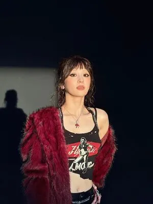 Huh Yunjin OnlyFans Leaked Free Thumbnail Picture - #SkO2LEIwlL