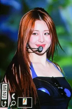 Huh Yunjin OnlyFans Leaked Free Thumbnail Picture - #U0yaJv7OdA
