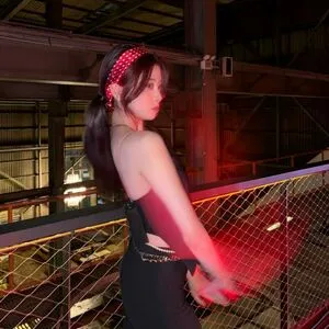 Huh Yunjin OnlyFans Leaked Free Thumbnail Picture - #U1VV9l2RpL