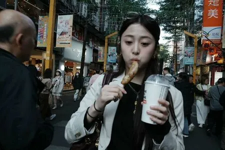 Huh Yunjin OnlyFans Leaked Free Thumbnail Picture - #YN3M7jRxr5