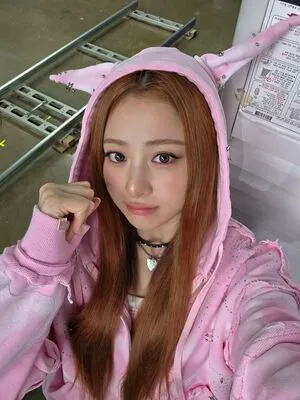 Huh Yunjin OnlyFans Leaked Free Thumbnail Picture - #btzbcm0CKk