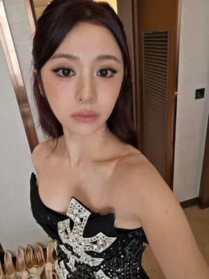 Huh Yunjin OnlyFans Leaked Free Thumbnail Picture - #fVSvylPvCB