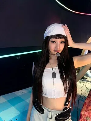 Huh Yunjin OnlyFans Leaked Free Thumbnail Picture - #nLpKrStjjB