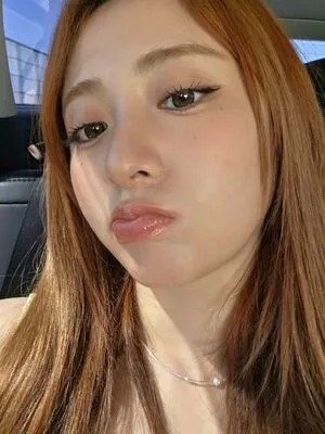 Huh Yunjin OnlyFans Leaked Free Thumbnail Picture - #nt9t7vS9Sn
