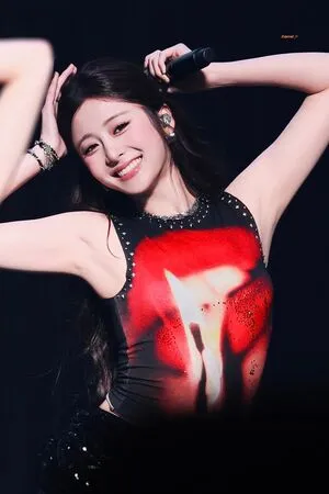 Huh Yunjin OnlyFans Leaked Free Thumbnail Picture - #xJEJaY38dl