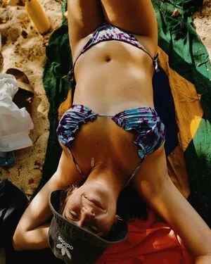 Huiledoulive OnlyFans Leaked Free Thumbnail Picture - #notAdR7e0Z