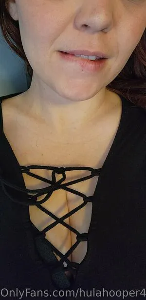 Hulahooper420 OnlyFans Leaked Free Thumbnail Picture - #R8sQYSECpD