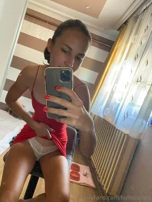 Hullocsillag OnlyFans Leaked Free Thumbnail Picture - #6Cdjchn5W5