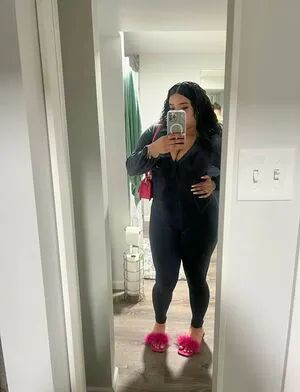 Hundo Layla OnlyFans Leaked Free Thumbnail Picture - #0wzZvd2l0b