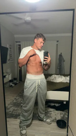 Hungodeyfree OnlyFans Leaked Free Thumbnail Picture - #4XhBpbo4kO