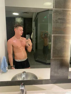 Hungodeyfree OnlyFans Leaked Free Thumbnail Picture - #gr97FzPcUL