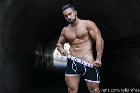 Hunkstripper OnlyFans Leaked Free Thumbnail Picture - #NFKS1KcfvM
