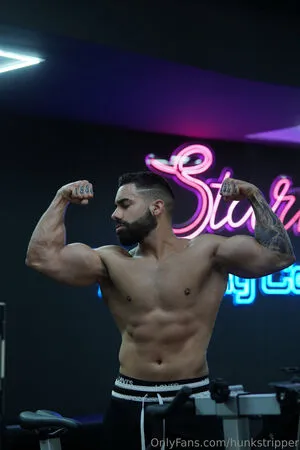 Hunkstripper OnlyFans Leaked Free Thumbnail Picture - #uqWhRdhjFj
