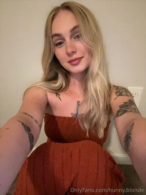 Hunny Blonde OnlyFans Leaked Free Thumbnail Picture - #ChayRjnGzm