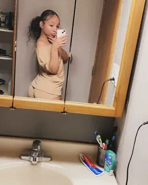 Hunnyduh OnlyFans Leaked Free Thumbnail Picture - #p7RjDgjDEy