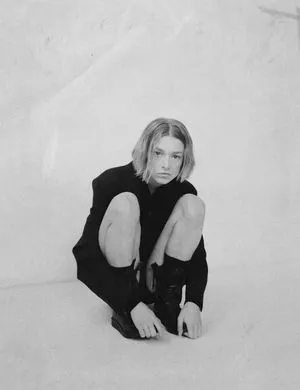 Hunter Schafer OnlyFans Leaked Free Thumbnail Picture - #1IMoAi57Qm