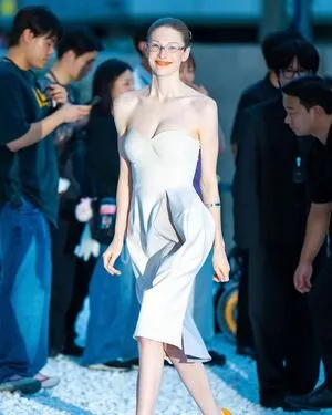 Hunter Schafer OnlyFans Leaked Free Thumbnail Picture - #1p81wRY7nW