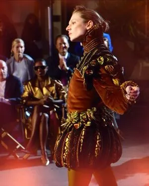 Hunter Schafer OnlyFans Leaked Free Thumbnail Picture - #2CcxcKijnT