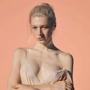 Hunter Schafer OnlyFans Leaked Free Thumbnail Picture - #4OIc4VBUYW