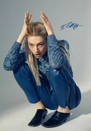 Hunter Schafer OnlyFans Leaked Free Thumbnail Picture - #7QFOPlse4P