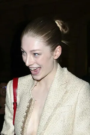 Hunter Schafer OnlyFans Leaked Free Thumbnail Picture - #8B8PQXDX6q
