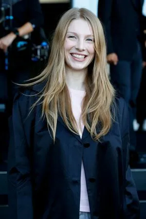 Hunter Schafer OnlyFans Leaked Free Thumbnail Picture - #9lOQe5mECu