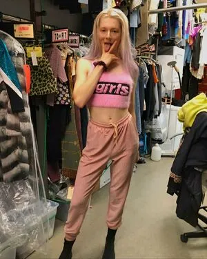 Hunter Schafer OnlyFans Leaked Free Thumbnail Picture - #CIkE0hrfbf