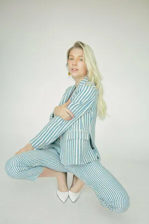 Hunter Schafer OnlyFans Leaked Free Thumbnail Picture - #MB4NQtMd5k