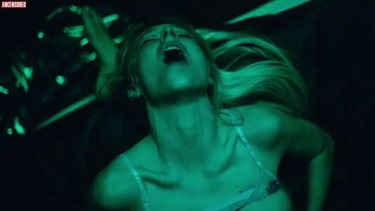 Hunter Schafer OnlyFans Leaked Free Thumbnail Picture - #Q6QuSxrJGI