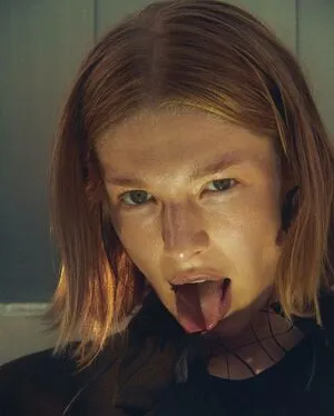 Hunter Schafer OnlyFans Leaked Free Thumbnail Picture - #S7I1mtKKY5