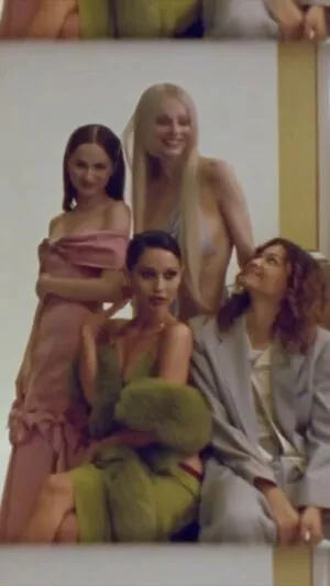 Hunter Schafer OnlyFans Leaked Free Thumbnail Picture - #cFBpQjso72