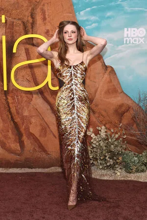 Hunter Schafer OnlyFans Leaked Free Thumbnail Picture - #gY2IOnoHkv