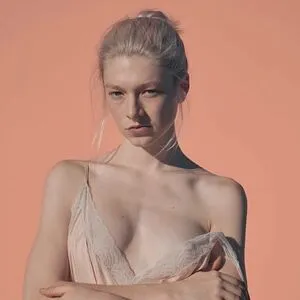 Hunter Schafer OnlyFans Leaked Free Thumbnail Picture - #mhbF6QcI1N