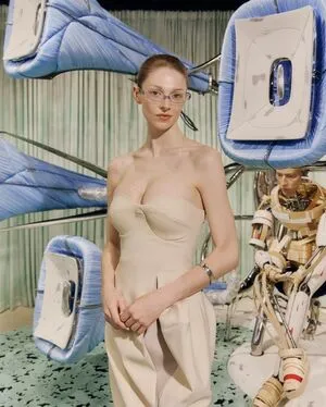 Hunter Schafer OnlyFans Leaked Free Thumbnail Picture - #n7p5XrHOVC