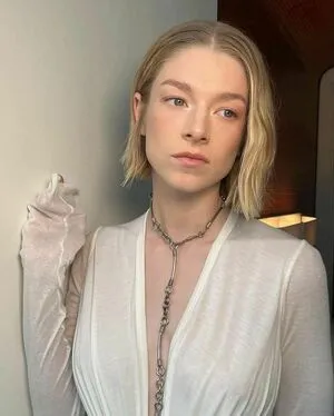 Hunter Schafer OnlyFans Leaked Free Thumbnail Picture - #sehDHlzjNs