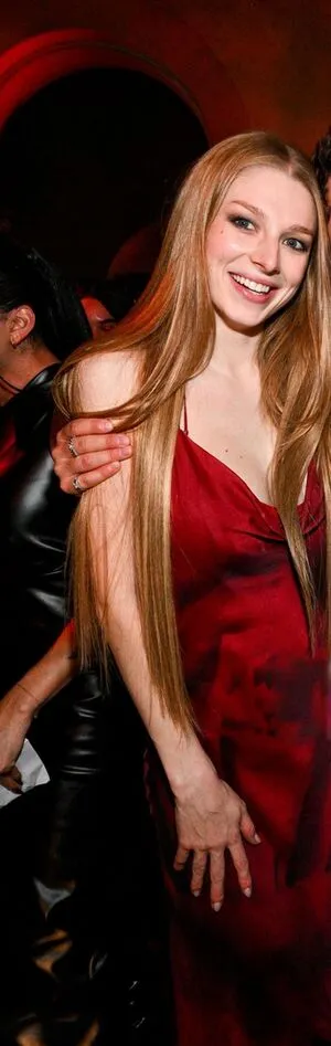 Hunter Schafer OnlyFans Leaked Free Thumbnail Picture - #x1VRxIvtUE