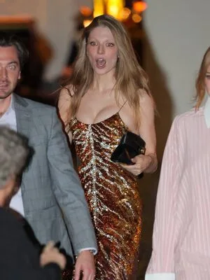 Hunter Schafer OnlyFans Leaked Free Thumbnail Picture - #xJ2Ct8sfdQ