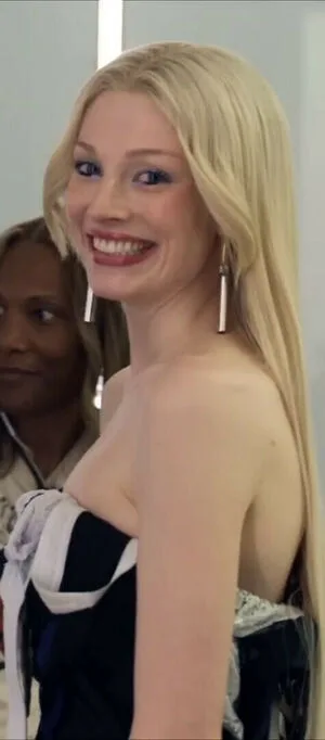 Hunter Schafer OnlyFans Leaked Free Thumbnail Picture - #yCjMv1PqA3
