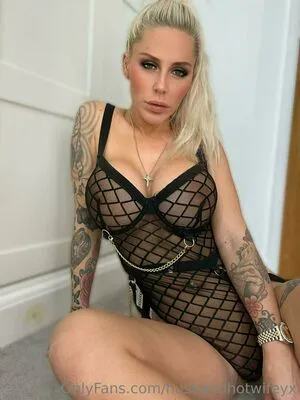 Husbandhotwifeyx OnlyFans Leaked Free Thumbnail Picture - #AB0CKmWsEh