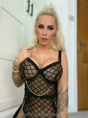Husbandhotwifeyx OnlyFans Leaked Free Thumbnail Picture - #DkFUcm0XqM