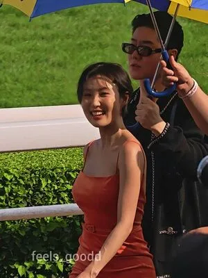 Hwasa OnlyFans Leaked Free Thumbnail Picture - #yybVS5UCbm