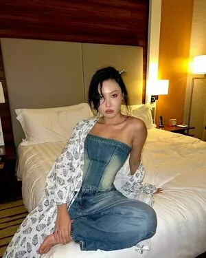 Hwasa OnlyFans Leaked Free Thumbnail Picture - #HRVHhlPN17