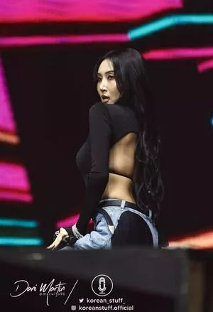 Hwasa OnlyFans Leaked Free Thumbnail Picture - #b7dlbnuniI