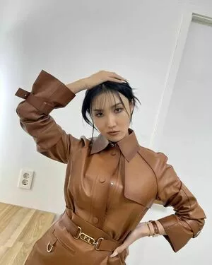 Hwasa OnlyFans Leaked Free Thumbnail Picture - #i1h8YzxUdh