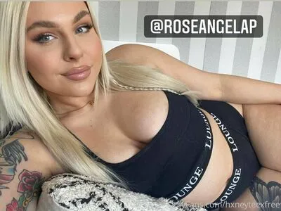 Hxneyteexfree OnlyFans Leaked Free Thumbnail Picture - #2g6EMovc9y