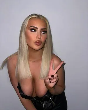 Hxnnahnicholls OnlyFans Leaked Free Thumbnail Picture - #H9XcGZrKmg