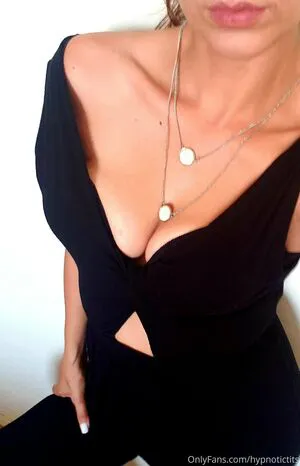Hypnotictits OnlyFans Leaked Free Thumbnail Picture - #Zrpinc3veA