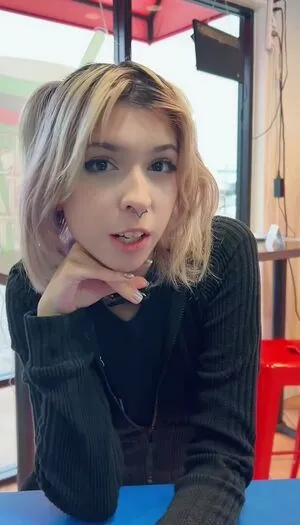 I Lov U Momo OnlyFans Leaked Free Thumbnail Picture - #uI0SljFaVn