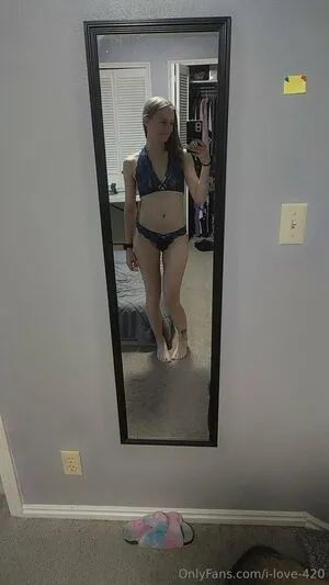 I Love 420 OnlyFans Leaked Free Thumbnail Picture - #BrcPrhAlmr