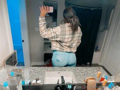 I Zenda OnlyFans Leaked Free Thumbnail Picture - #6kUHn70e18